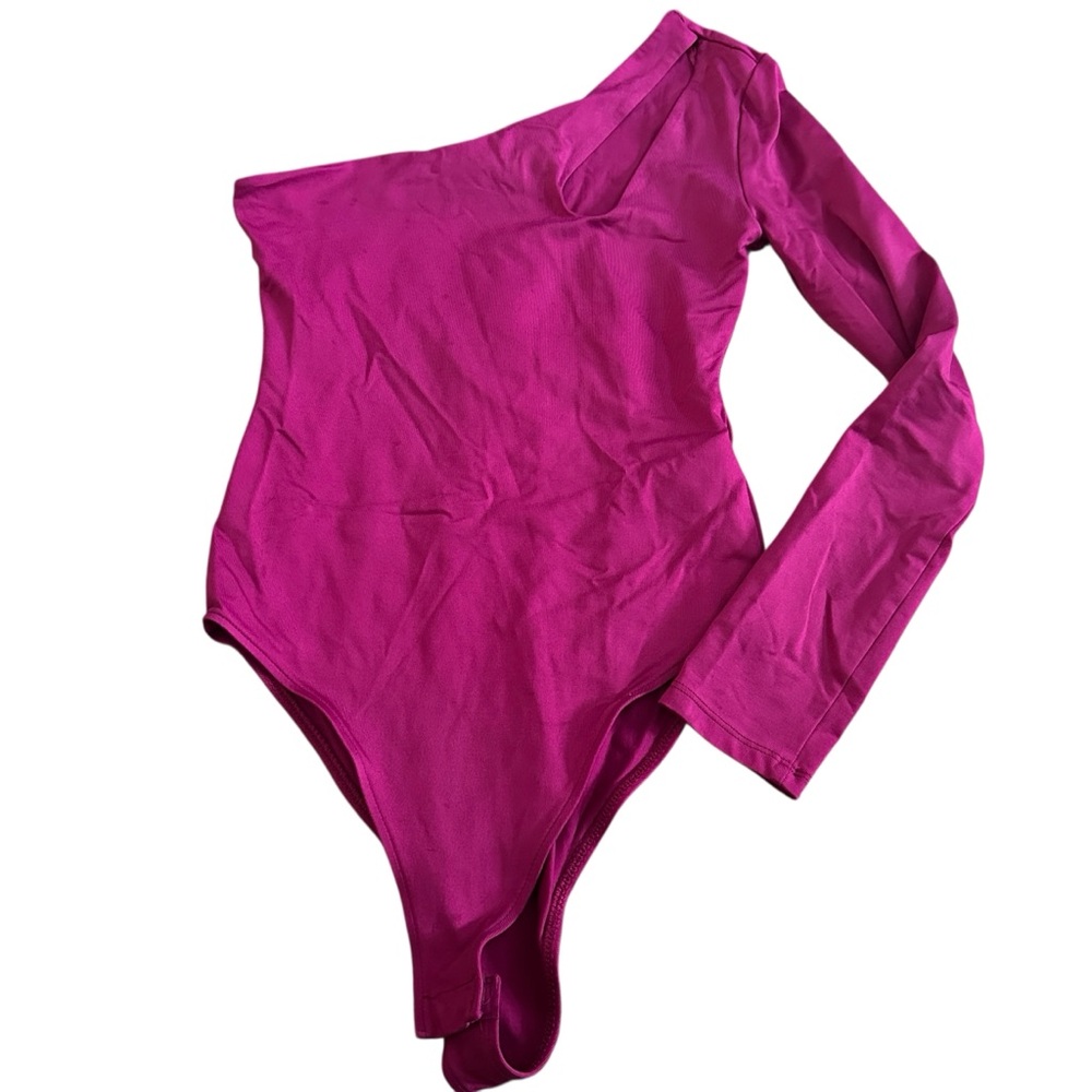 Zara One‎ Shoulder Cutout Fuschia Bodysuit Womens Small